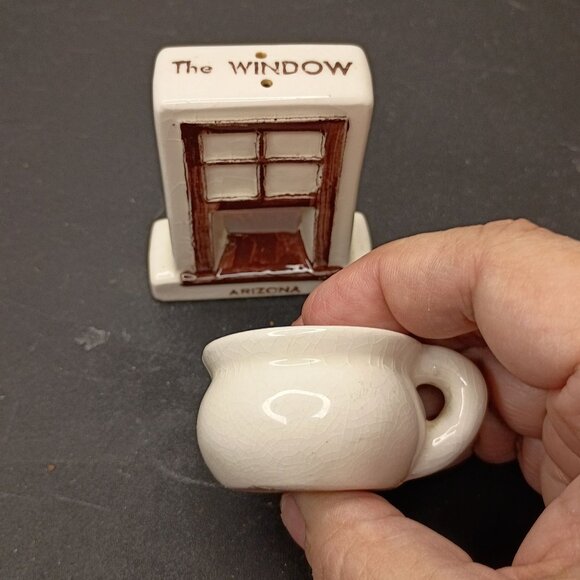 VTG Arizona Ceramic "The Window The Pot" Salt Pepper Shakers Unique Collectable - Picture 13 of 16